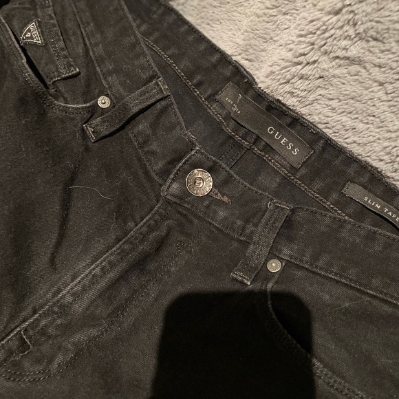 🌸2/$60🌸✨👖MENS GUESS SLIM TAPERED JEANS👖✨ - Picture 4 of 11